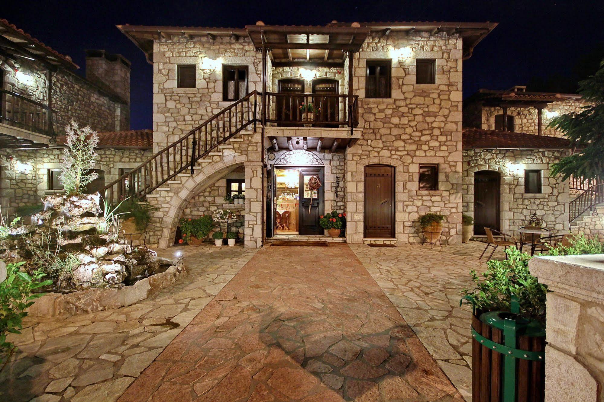 Hotel En Dimitsani Dimitsana Exterior foto